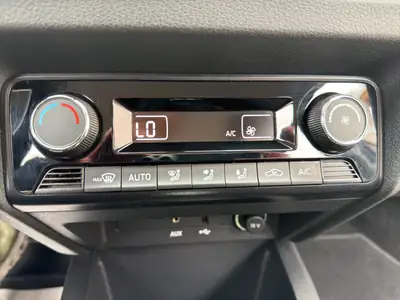 Skoda Fabia 1.4 TDI Style DSG — Citadine efficace, entretenue, prête à rouler — Thumbnail 16
