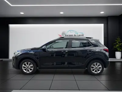 Kia Stonic 1.0 T-GDi 2019 — SUV urbain compact, moteur turbo, garantie 12 mois — Seitenansicht