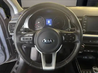 Kia Stonic 1.0 T-GDi 2019 — SUV urbain compact, moteur turbo, garantie 12 mois — Miniatur 9