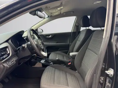 Kia Stonic 1.0 T-GDi 2019 — SUV urbain compact, moteur turbo, garantie 12 mois — Miniatur 13