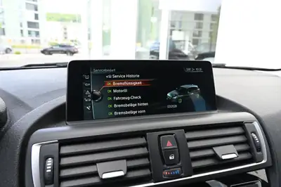 BMW 116d Urban Line — Berline diesel efficace, sans accident, garantie 1 an — Thumbnail 18
