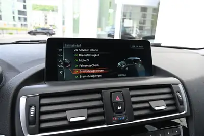BMW 116d Urban Line — Berline diesel efficace, sans accident, garantie 1 an — Thumbnail 21