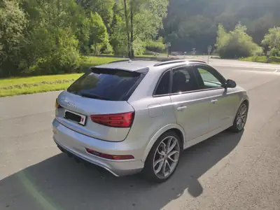 Audi RS Q3 2.5 TFSI Quattro — SUV haute performance, 340 ch, entretien à jour — côté