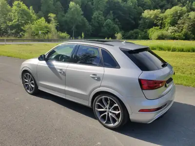 Audi RS Q3 2.5 TFSI Quattro — SUV haute performance, 340 ch, entretien à jour — arrière