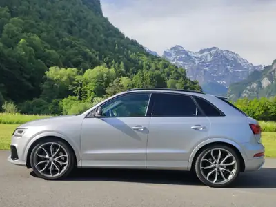 Audi RS Q3 2.5 TFSI Quattro — SUV haute performance, 340 ch, entretien à jour — détail