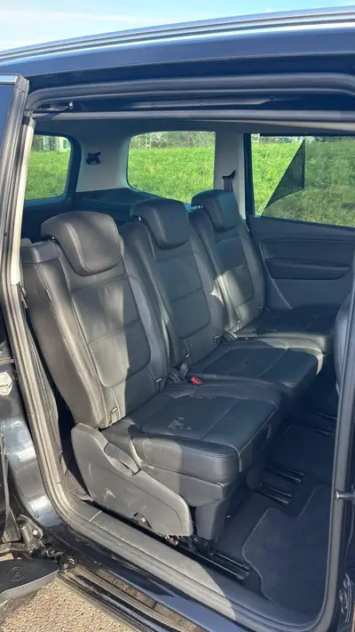 VW Sharan 2.0 TDI SCR Highline — Monospace familial robuste, rouage intégral et 96 500 km — interni