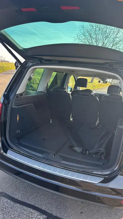 VW Sharan 2.0 TDI SCR Highline — Monospace familial robuste, rouage intégral et 96 500 km — Miniatura 8