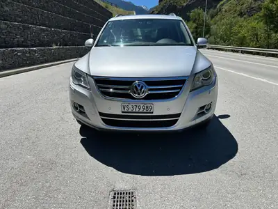 VW Tiguan 2.0 TDI 140 — SUV fiable, révisé complet et bien équipé — vista esterna