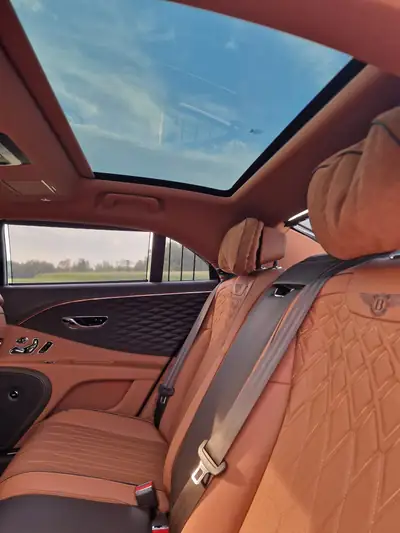 Bentley Flying Spur 6.0 W12 — Berline de prestige, 635 ch, Vert métallisé — Miniature 14