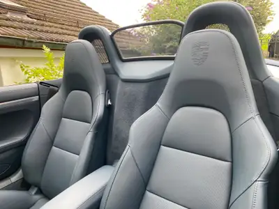 Porsche 718 Boxster 4.0 GTS PDK — Roadster haute performance, 6900 km seulement — détail