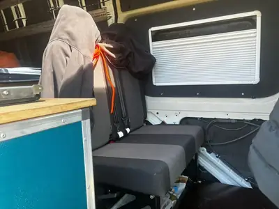 Mercedes-Benz Sprinter 316 CDI 163 ch — 4x4 robuste, portes coulissantes, 120'000 km — cruscotto