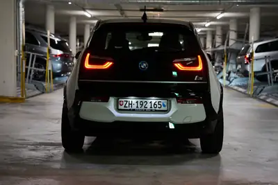 BMW i3S E-Motor 120 Ah — Électrique urbain compact, 52'000 km seulement — tableau de bord
