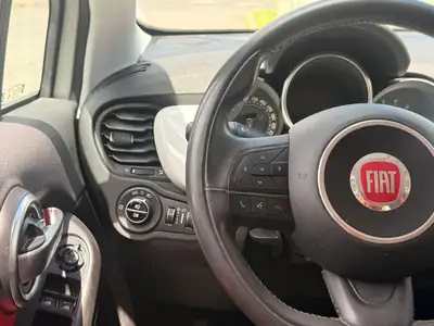FIAT 500X 1.4T Lounge — SUV compact polyvalent, sans sinistre, équipé — Thumbnail 13