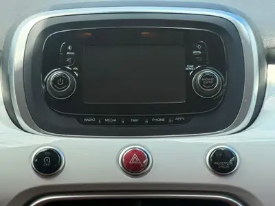 FIAT 500X 1.4T Lounge — SUV compact polyvalent, sans sinistre, équipé — Thumbnail 23