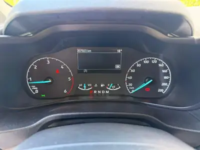 Ford Transit Connect Van T230 — Utilitaire diesel fiable, 208 000 km, équipements complets — Thumbnail 11