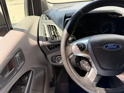 Ford Transit Connect Van T230 — Utilitaire diesel fiable, 208 000 km, équipements complets — Thumbnail 17