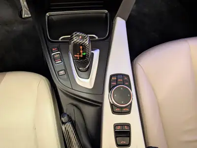 BMW 430i Cabriolet — Décapotable élégante, 252 ch dynamiques et équipements premium — Miniatura 10
