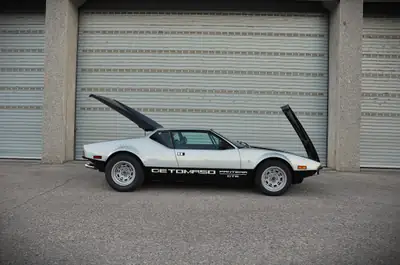 DE TOMASO PANTERA GTS 1973 — Légende italienne rare, état d'origine exceptionnel — Miniature 8