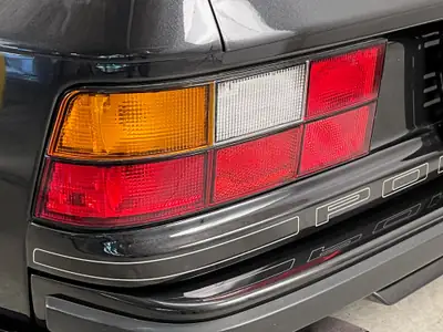 Porsche 944 S2 Cabrio 1991 — Roadster de légende, état impeccable, combo couleur rare — Miniature 9
