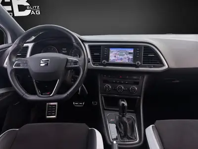 SEAT Leon Cupra 2.0 TSI 280 PS — Performance tuning et finish premium — Thumbnail 11