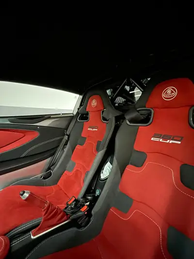 Lotus Exige V6 360 Cup — Légendaire sportive numérotée, 28 900 km seulement — Detail