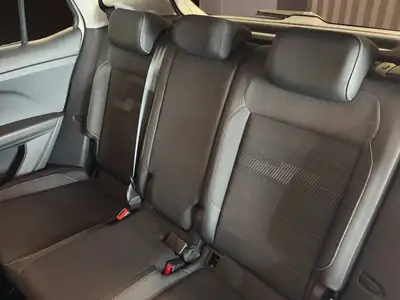 VW T-Cross 1.0 TSI Life DSG — SUV compact urbain, transmission automatisée, 79 500 km — Miniatur 9