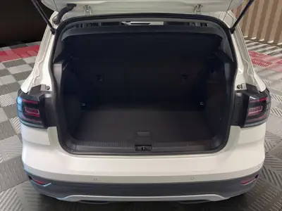 VW T-Cross 1.0 TSI Life DSG — SUV compact urbain, transmission automatisée, 79 500 km — Miniatur 10