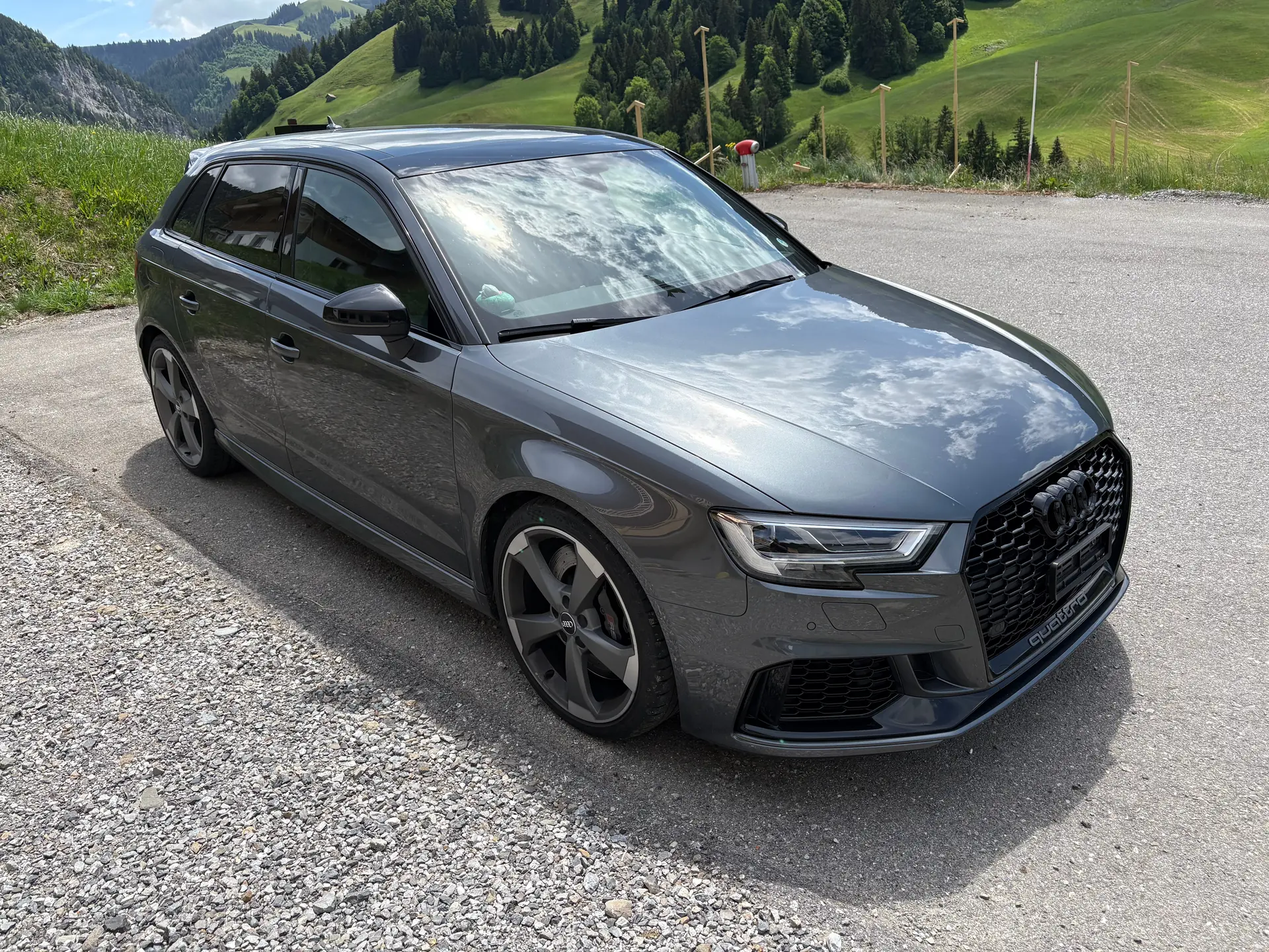 Audi RS3 2018 occasion Jaun — 1
