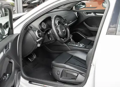 Audi S3 2.0 TFSI Quattro 2013 — Berline sportive allemande, 301 ch et roues hiver — Thumbnail 7