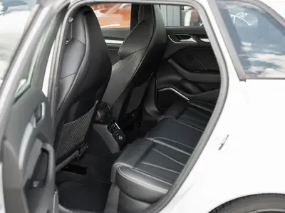 Audi S3 2.0 TFSI Quattro 2013 — Berline sportive allemande, 301 ch et roues hiver — Thumbnail 9