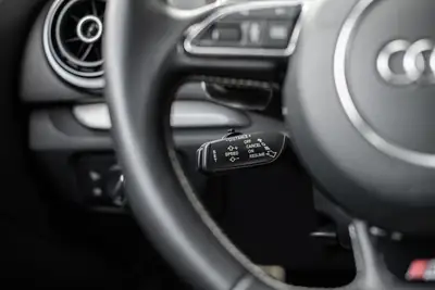 Audi S3 2.0 TFSI Quattro 2013 — Berline sportive allemande, 301 ch et roues hiver — Thumbnail 18