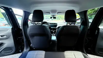 Opel Corsa 1.2 TP Elegance — Citadine agile, entretien léger, 42'000 km seulement — Thumbnail 8