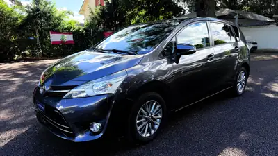 Toyota Verso 1.8 Trend — Monospace 7 places fiable, sans sinistre, 78000 km — rear view