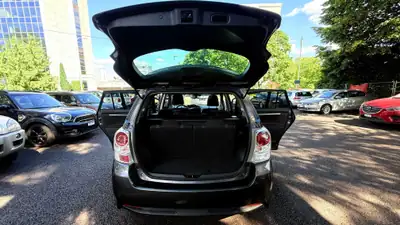 Toyota Verso 1.8 Trend — Monospace 7 places fiable, sans sinistre, 78000 km — Thumbnail 7