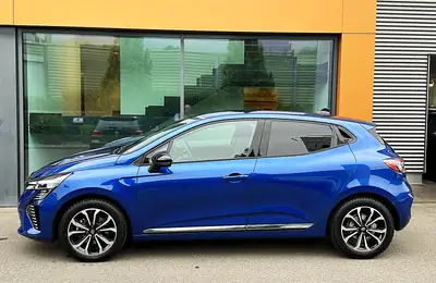 Renault Clio 1.6 E-Tech Techno — Hybride performant, 43'000 km seulement — dashboard
