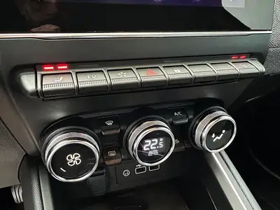 Renault Clio 1.6 E-Tech Techno — Hybride performant, 43'000 km seulement — Thumbnail 19