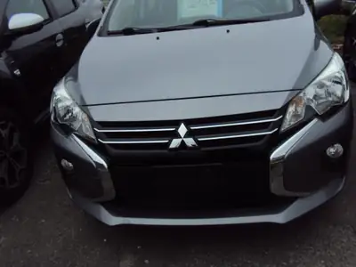 Mitsubishi Space Star 1.0 MIVEC Pure — Citadine polyvalente, 22'000 km seulement — Außenansicht