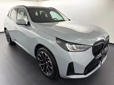 BMW X3 xDrive 20 48V M Sport Pro 2025 — SUV hybride léger, 5200 km, première main — interior