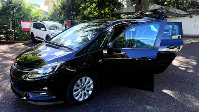 Opel Zafira 1.6i Turbo 170 ch — Monospace 7 places dynamique, 100 000 km — Thumbnail 13