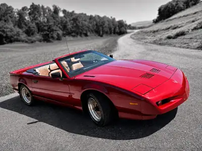 Pontiac Firebird Trans Am V8 Cabrio 1992 — Légende américaine, moteur 5.0L, sans accident — côté