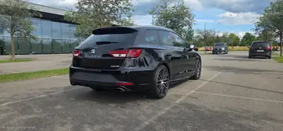 SEAT Leon Cupra 2.0 TSI 280 — Break sportif, entretien méticuleux, 123000 km — intérieur