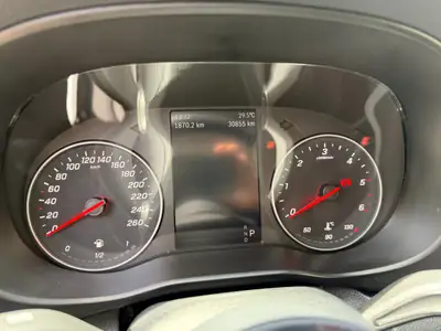Mercedes-Benz Vito 116 CDI Lang — Monospace 8 places diesel 4Matic, faible kilométrage — Thumbnail 14