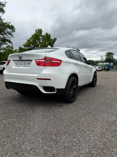 BMW X6 40d xDrive 2011 — SUV coupé diesel robuste, 156 000 km, sans sinistre — arrière