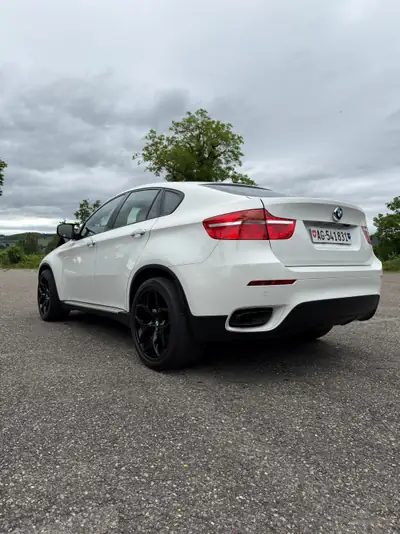 BMW X6 40d xDrive 2011 — SUV coupé diesel robuste, 156 000 km, sans sinistre — côté