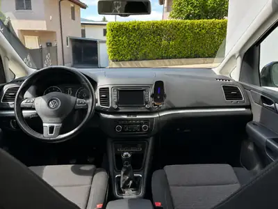 VW Sharan 2.0 TDI — Monospace fiable, 140 ch, essence économique et sécurisé — detail