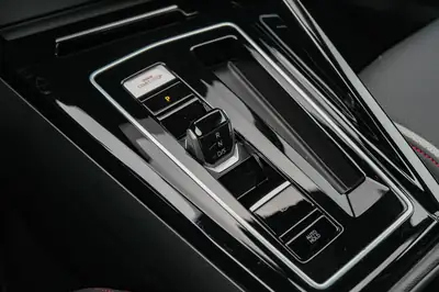 Volkswagen Golf 2.0 TSI GTI DSG — Sportive compacte performante, quasi neuve à 9 950 km — Thumbnail 19