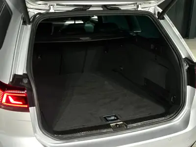 VW Passat Variant 2.0 TSI Elegance 4Motion — Break premium, 272 ch et traction intégrale — Thumbnail 26