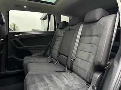 VW Tiguan Allspace 2.0 TSI Highline 4Motion — SUV 7 places, traction intégrale, toit panoramique — Thumbnail 12