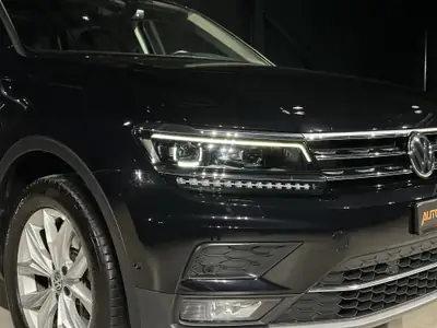 VW Tiguan Allspace 2.0 TSI Highline 4Motion — SUV 7 places, traction intégrale, toit panoramique — Thumbnail 27