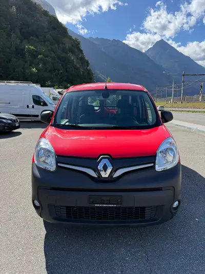Renault Kangoo Medium dCi 95 — Utilitaire fiable, entretien à jour, 60600 km — intérieur